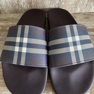 Burberry Men's Black Check Pool Slides